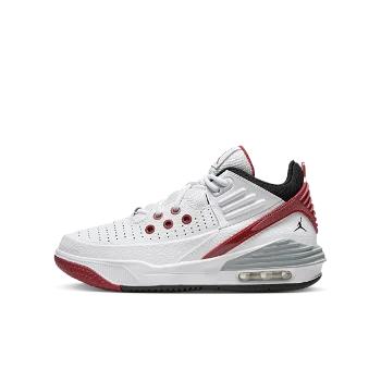 Jordan Max Aura 5 "Blanc Rouge" DZ4352-101