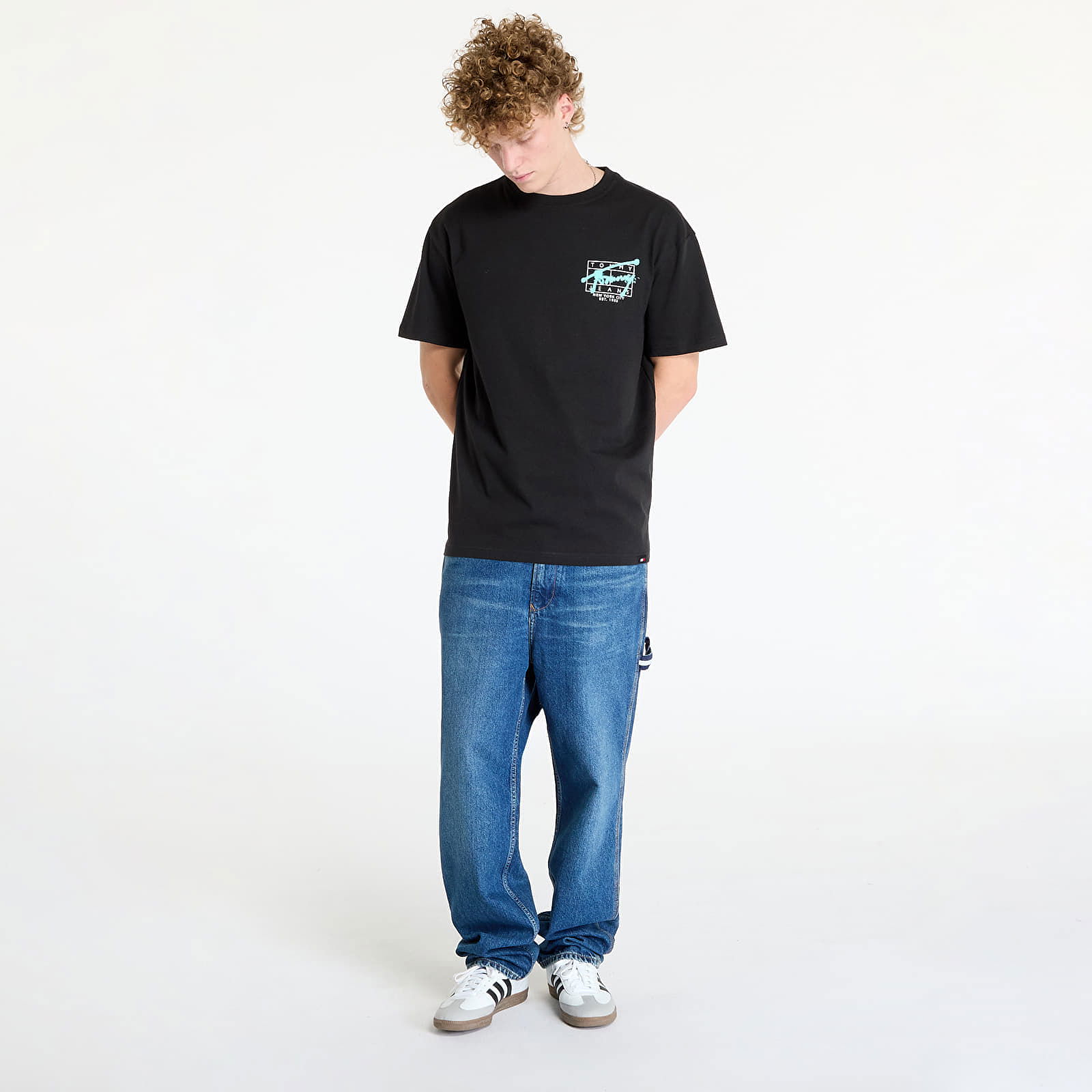 Regular Short-Sleeve Spray Tee Black