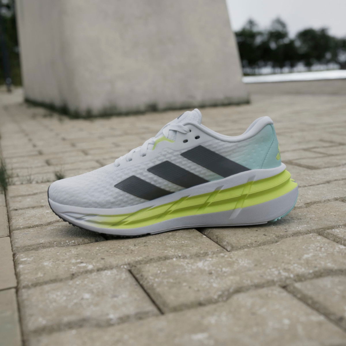 adidas ADISTAR 3 W