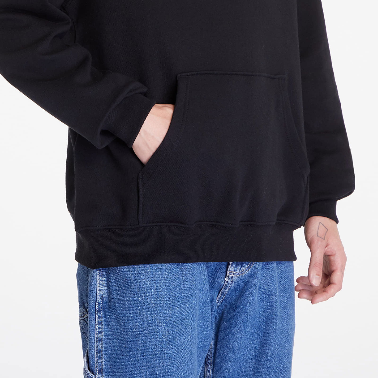 Arched Pullover Black