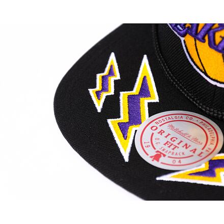 Recharge Trucker Los Angeles Lakers Black