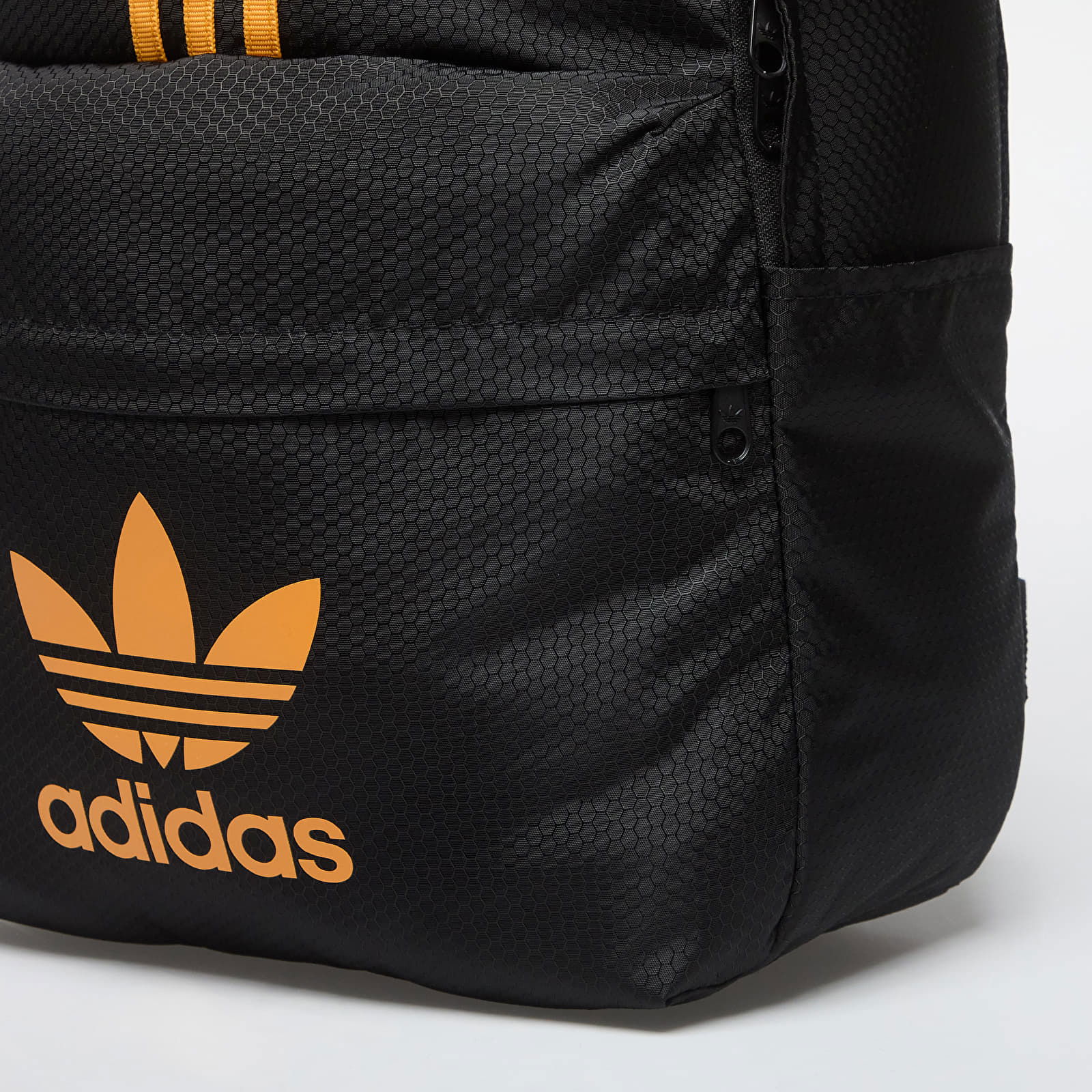 Backpack Black/ Eqt Orange 23L