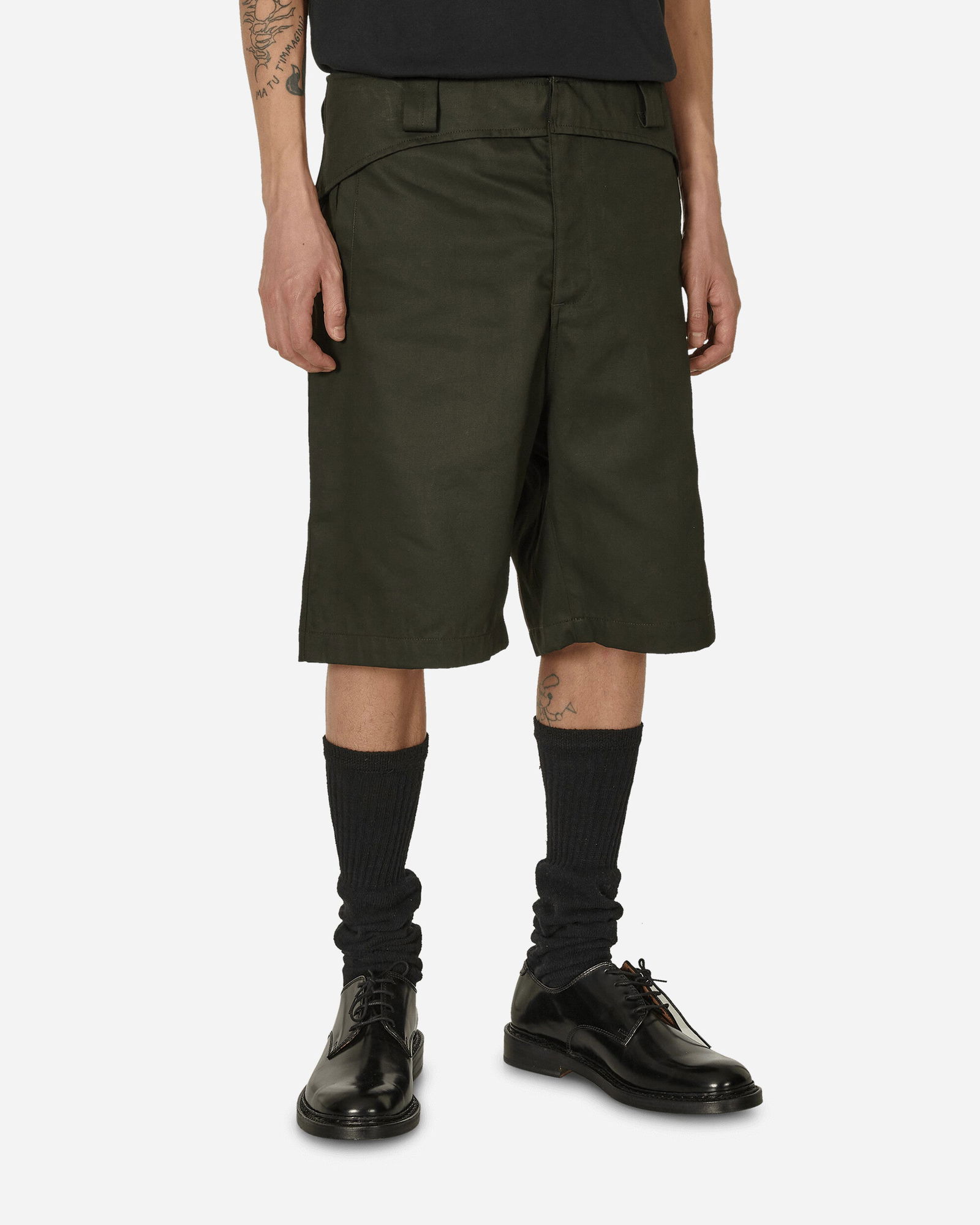 Folded Belt Shorts Soil Brown