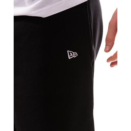 Essentials Shorts Black / White