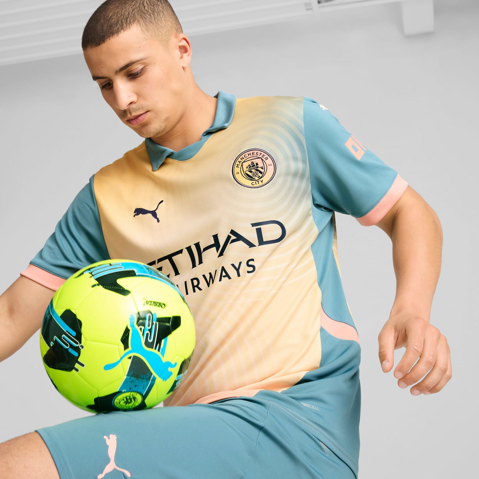 Manchester City 2024/25 Replica Fourth Jersey