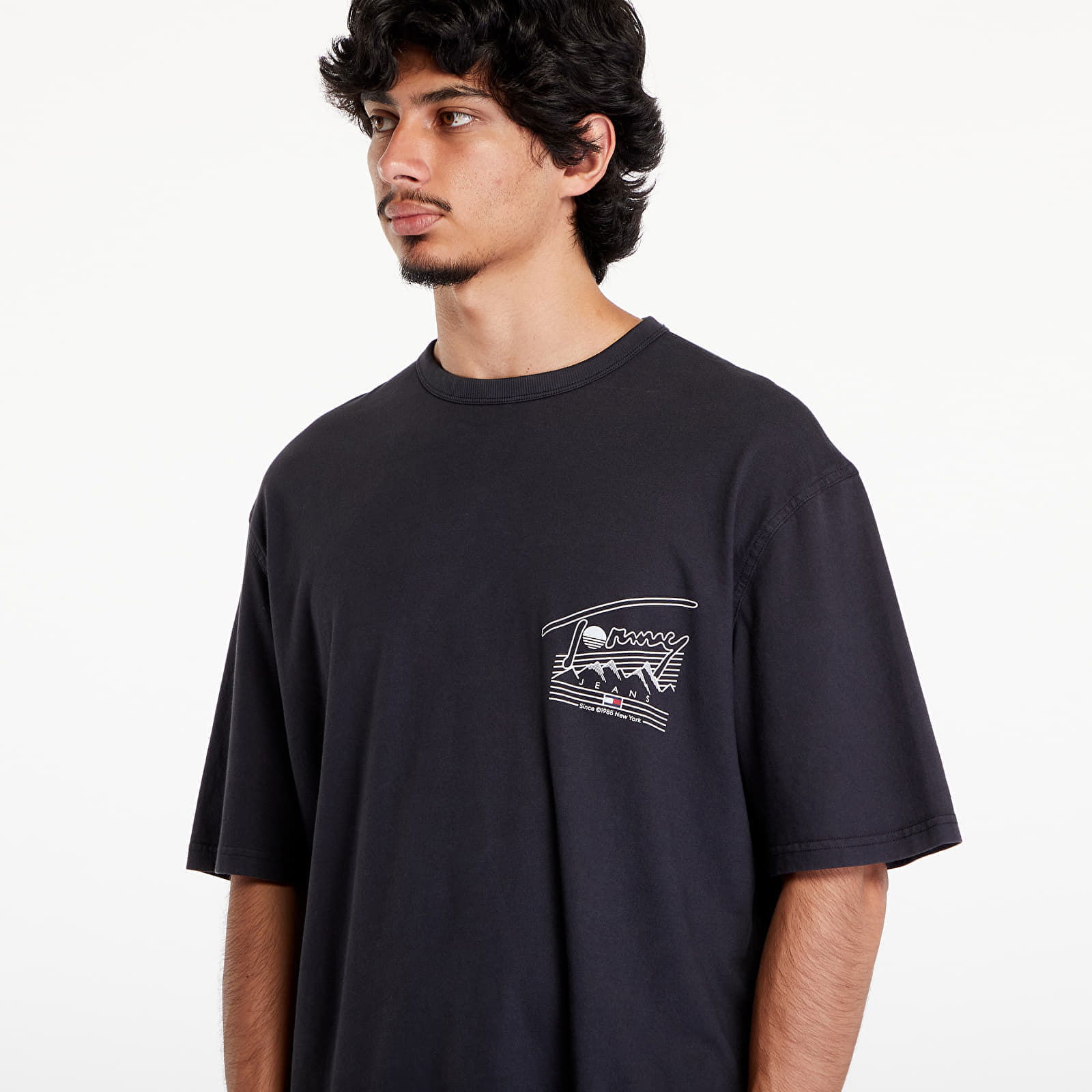 Oversized Vintage Explorer Logo Tee Black