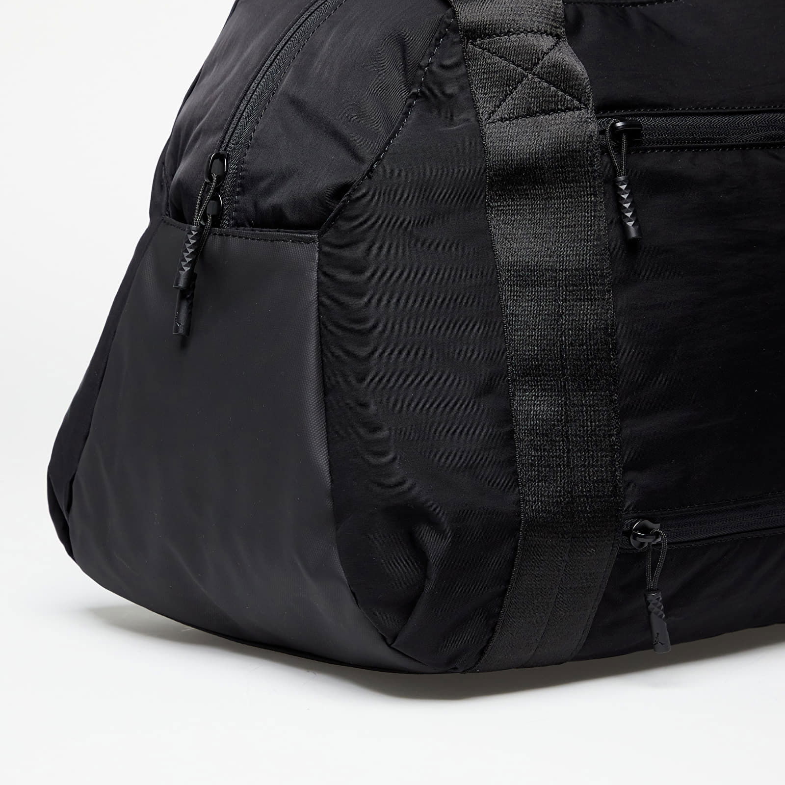 Jordan Alpha Duffle Black 18 l