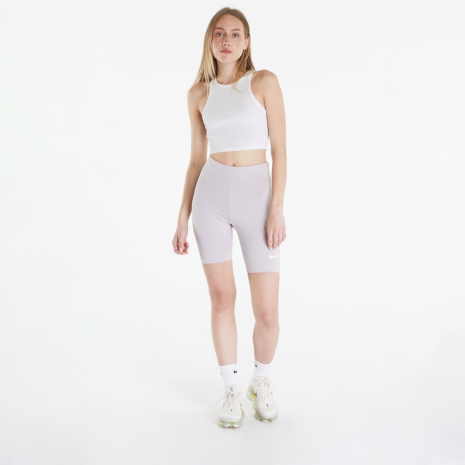 Sportswear Classics High-Waisted 8" Biker Shorts Pale Pink