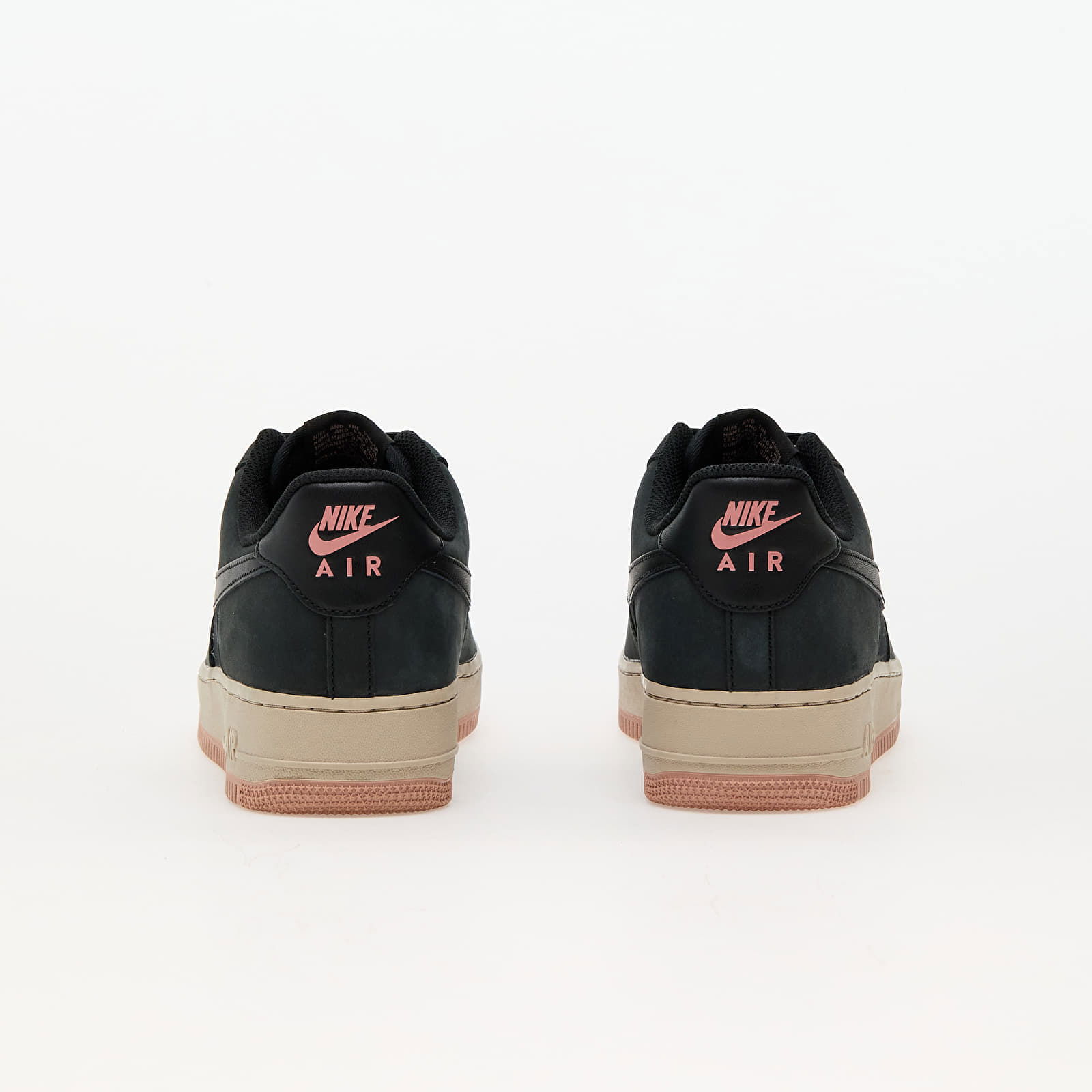 Air Force 1 '07 LX "Black Red Stardust"