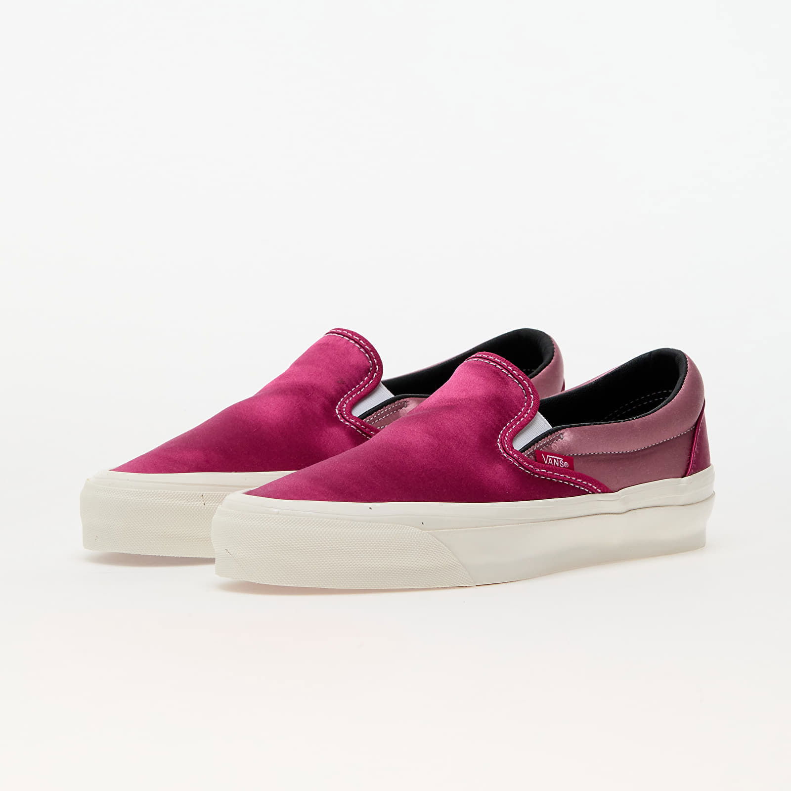 LX Slip-On Reissue 98 Satin Cherries