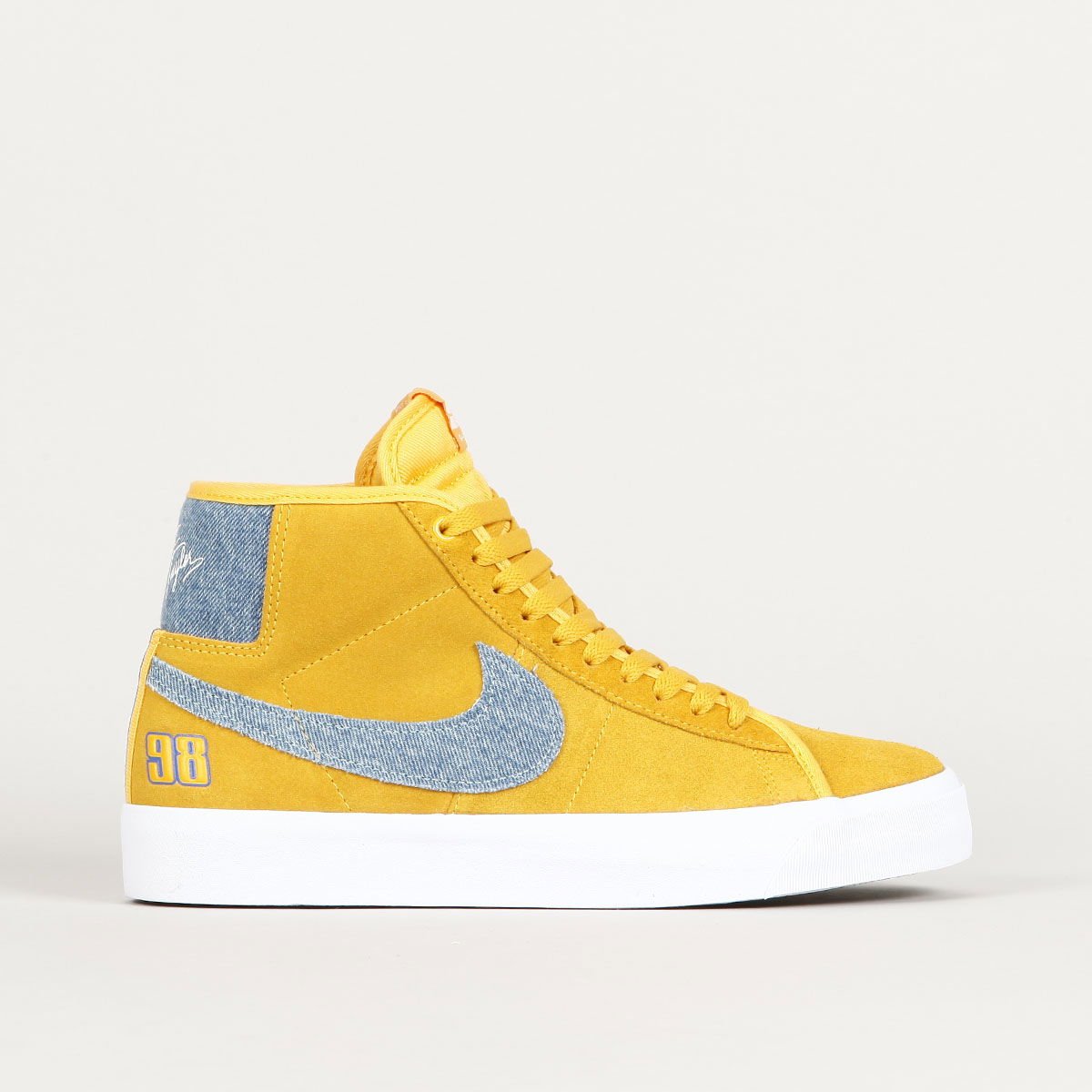 Blazer Mid Pro GT "University Gold Royal"