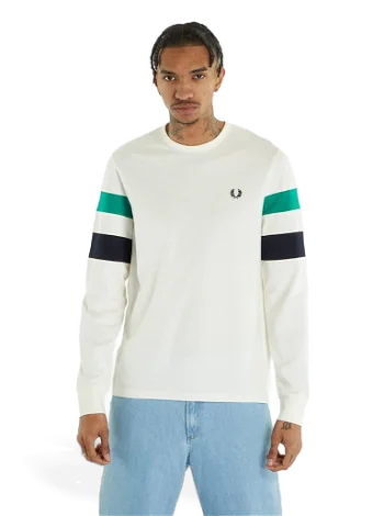 Fred Perry Panelled Sleeve T-Shirt M5685 560