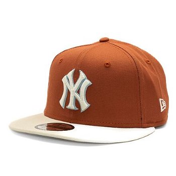 New Era 9FIFTY MLB Patch New York Yankees Retro - Terracotta / Ivory 60503481