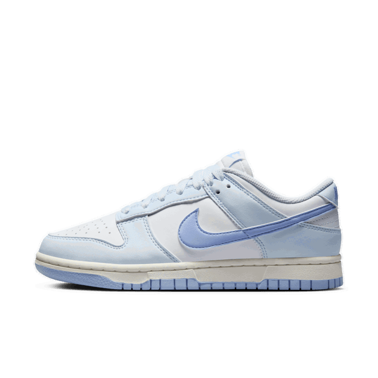 Nike Dunk Low Next Nature 