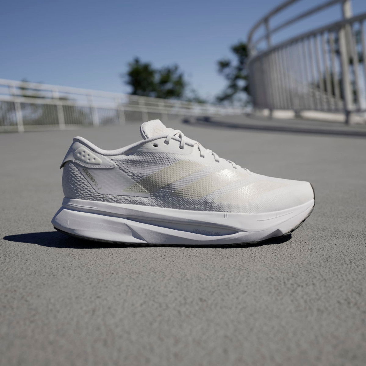 ADIZERO SL