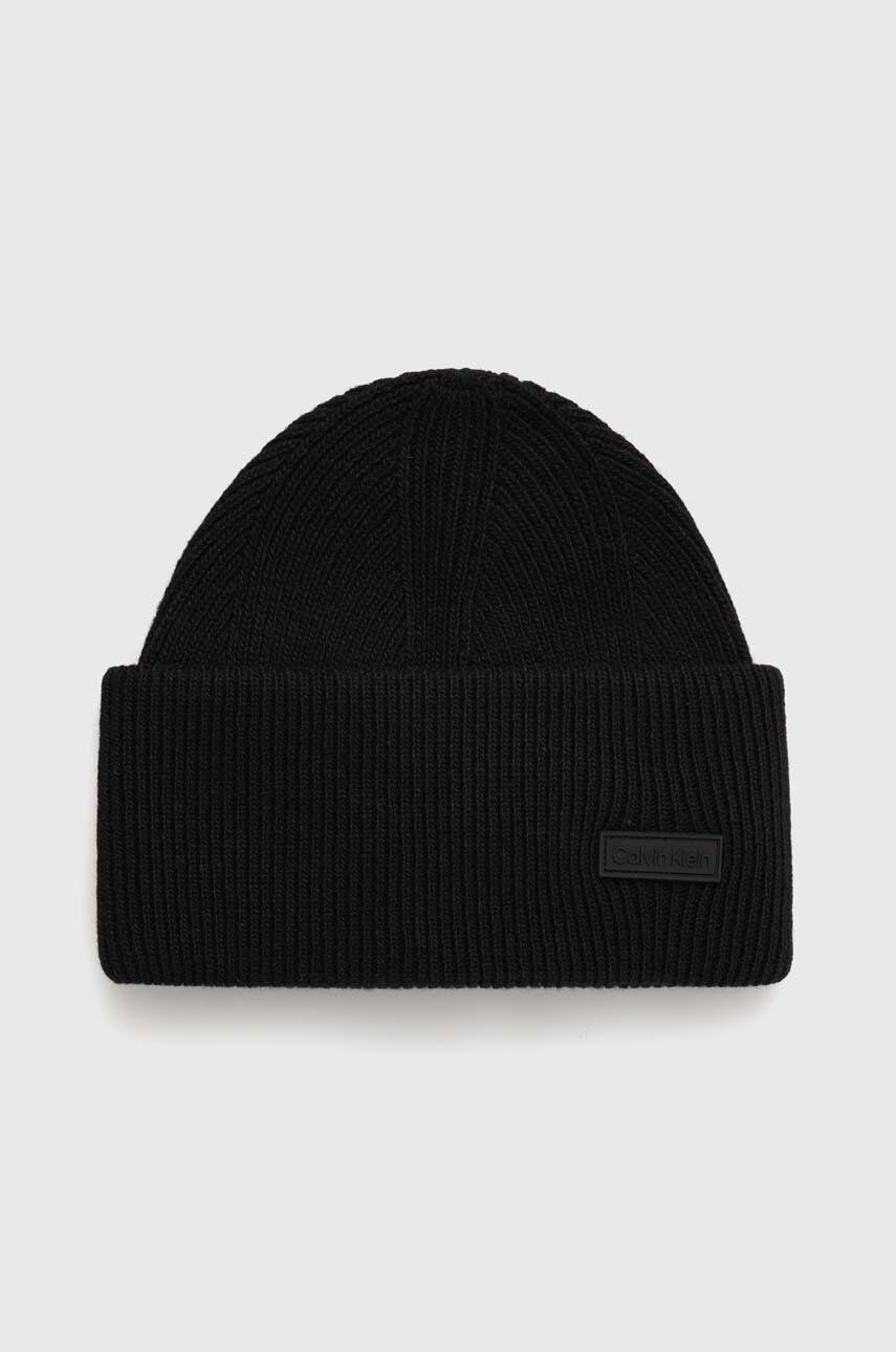 Essential Patch Docker Beanie