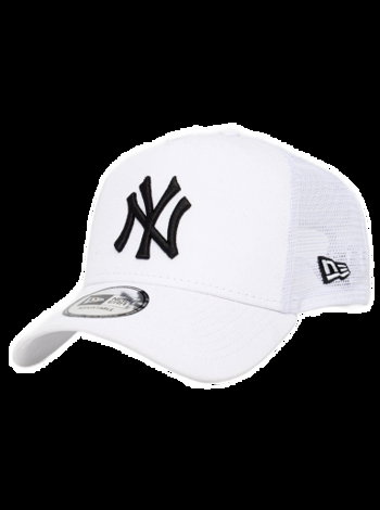 New Era Essential New York Yankees MLB Trucker Cap 12285467.WHITE