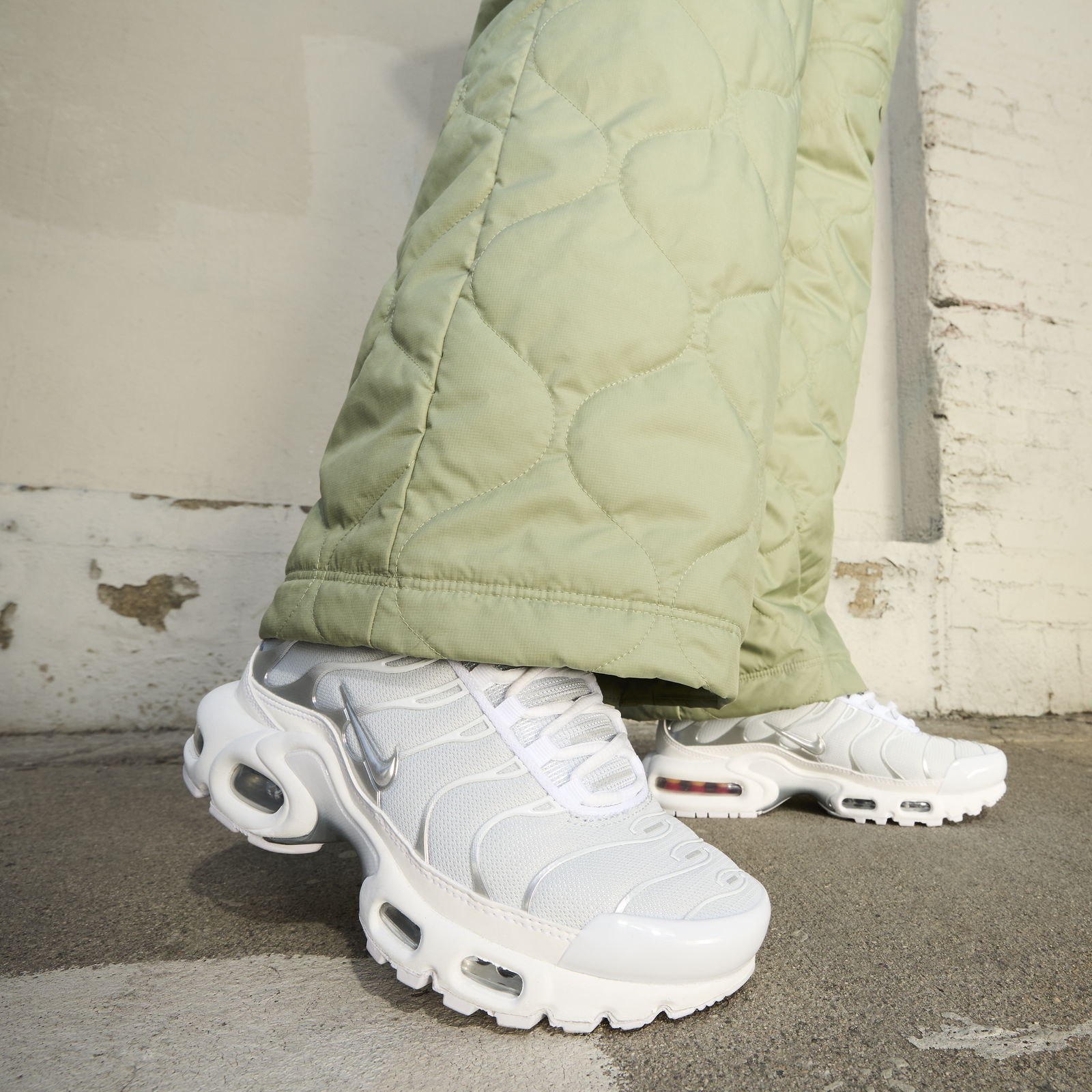 Air Max Plus "White Silver"