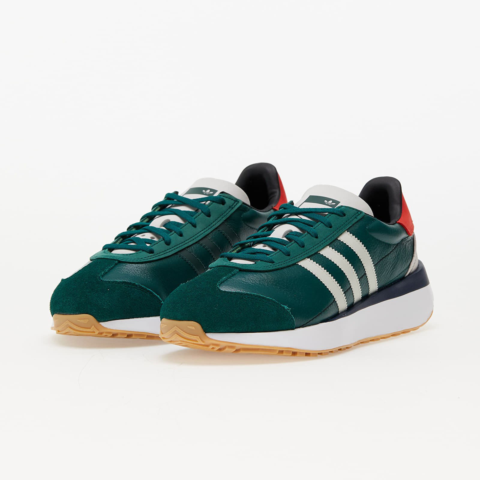 Men's low-top sneakers adidas Country Xlg Green