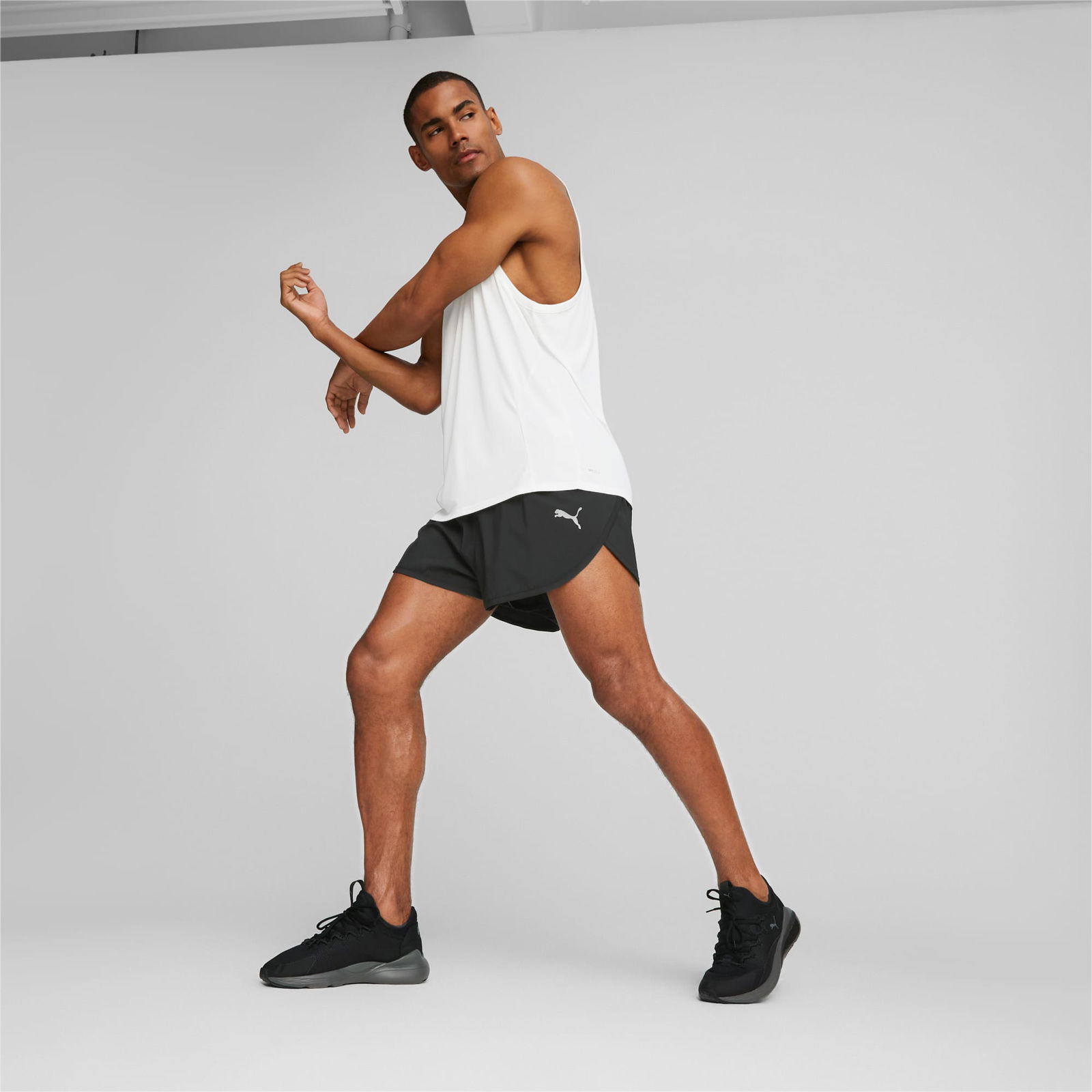 Run Favourite Split Shorts