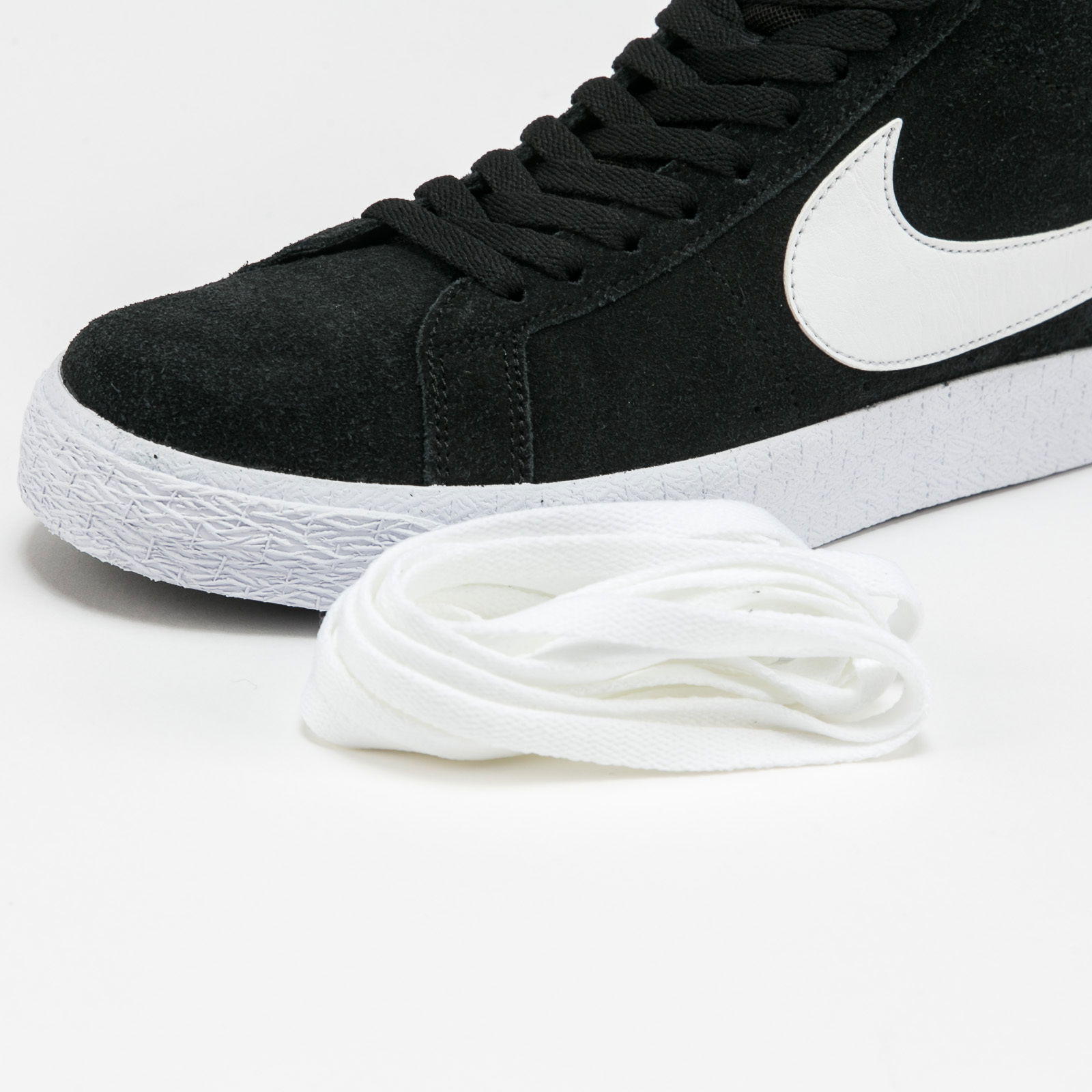 Zoom Blazer Mid