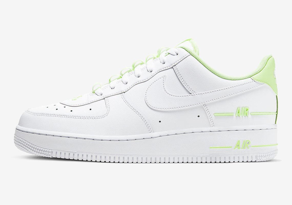 Air Force 1 '07 LV8 "Double Air Pack - White Barely Volt"