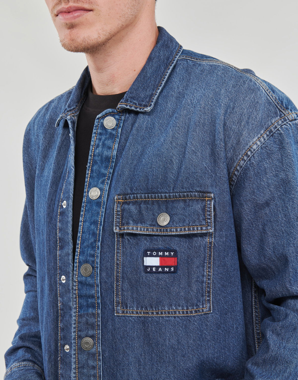 CLASSIC DENIM OVERSHIRT