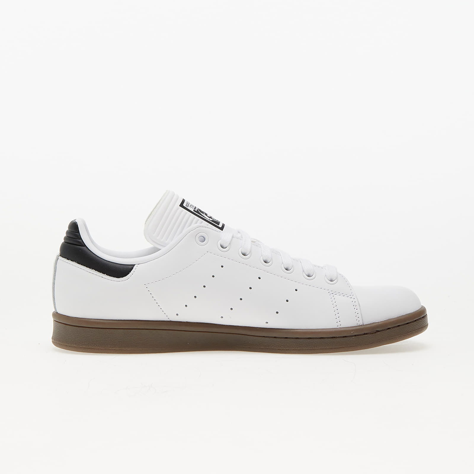 Stan Smith "Cloud White / Core Black / Gum"