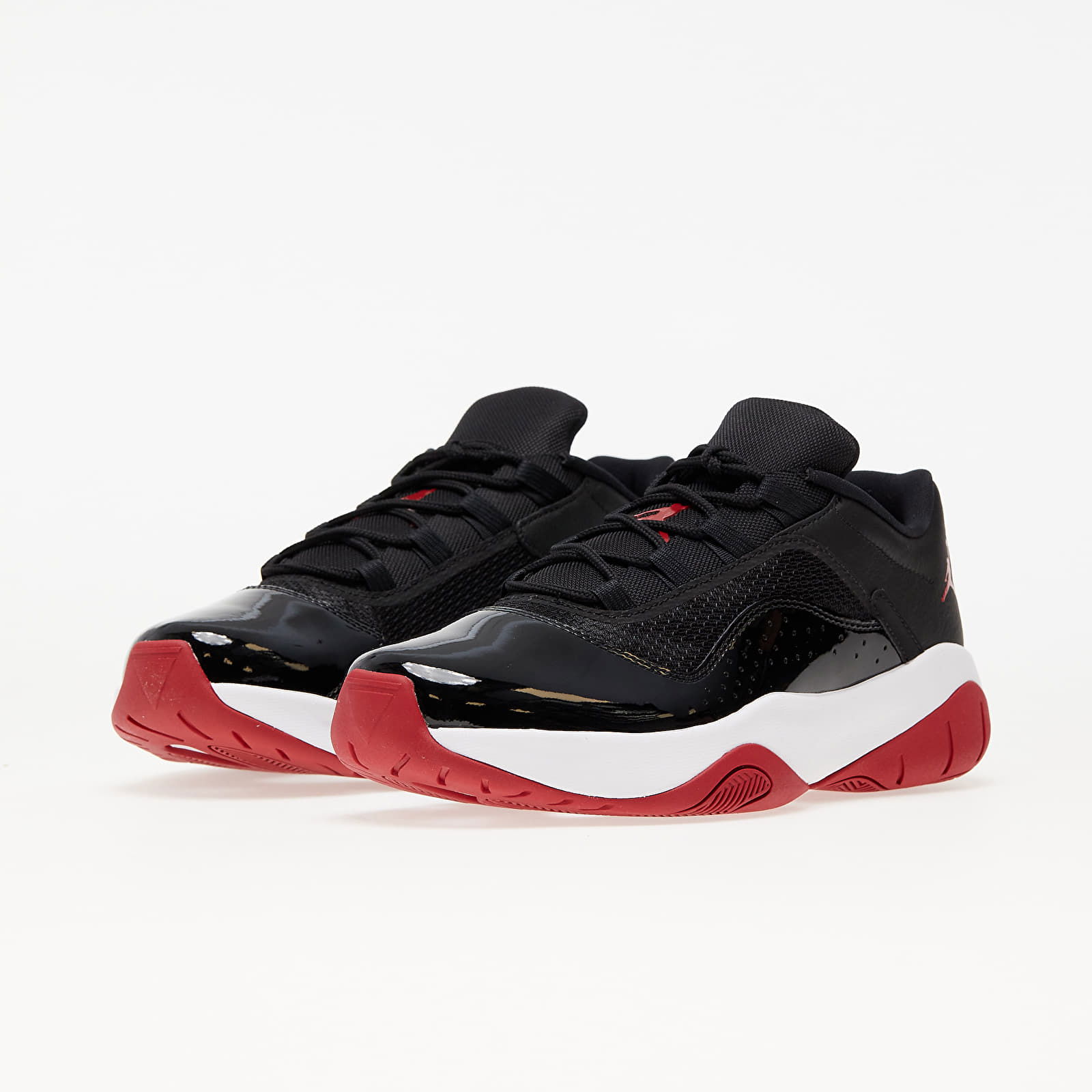 Air Jordan 11 CMFT Low "Bred"