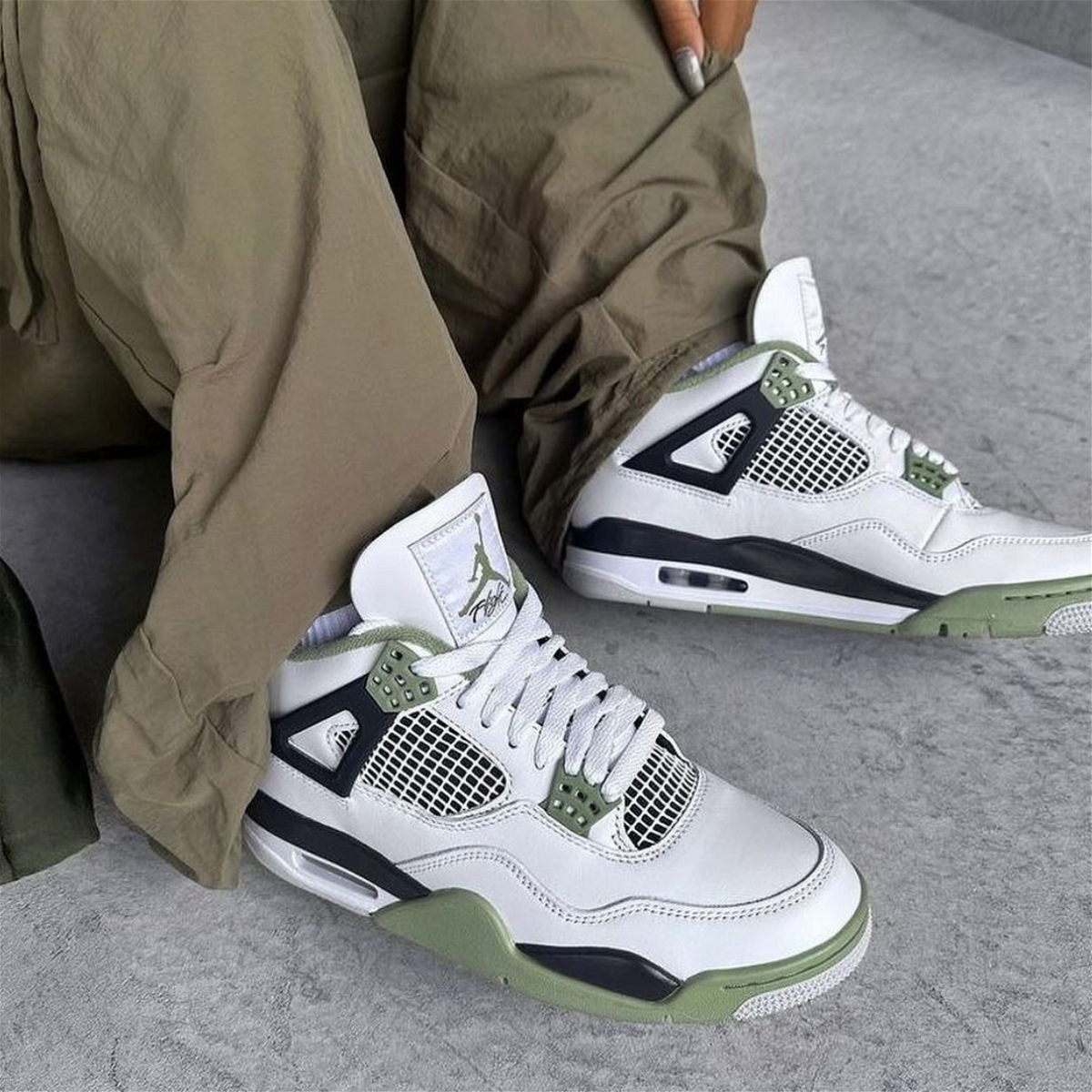 Streetwear Guide: Jak nejlépe nosit Air Jordan 4?
